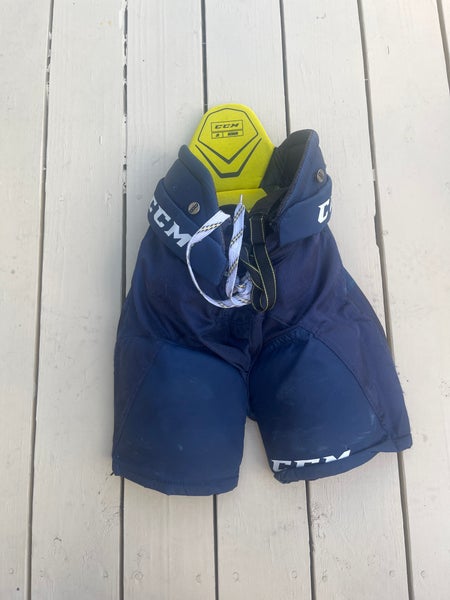 Junior Medium CCM Tacks 9060 Hockey Pants (Used)