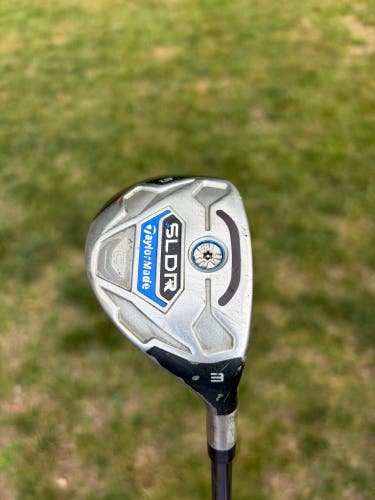 2014 TaylorMade SLDR Right Handed Hybrid Regular Flex 3H Graphite Shaft (Used)