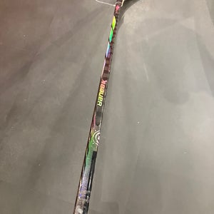 Junior Bauer Proto-R Hockey Stick Right Handed P28 40 Flex (Used)