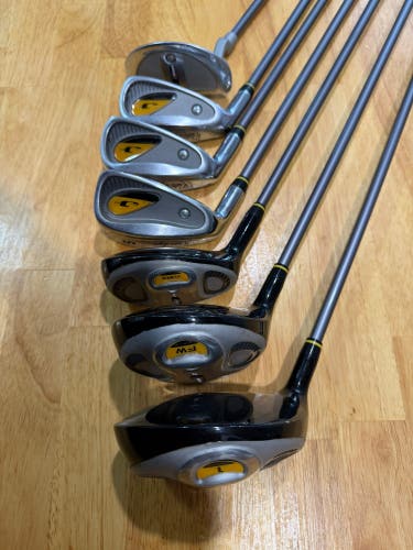 Junior Walter Hagen Walter Hagen Left Hand Clubs (Full Set) 7 Pieces (Used)