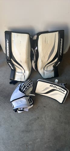 22" Bauer Prodigy 2.0 Regular Goalie Full Set (Used)