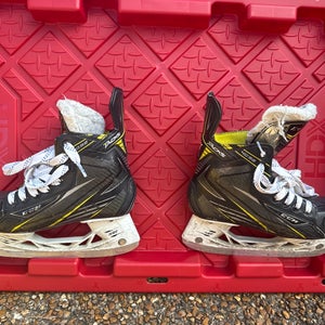 Black/Yellow 2016 CCM Tacks 4092 Hockey Skates Size 3.5 (Used)