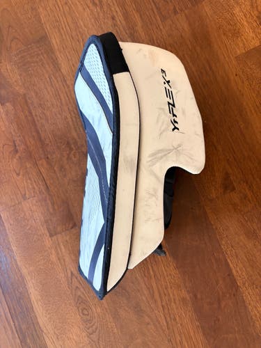 CCM YTFlex 3 Glove & Blocker Set (Youth, Used, Regular Hand)