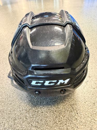 Medium CCM Tacks 910 Helmet (Used)