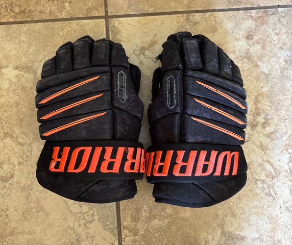 Warrior Alpha QX Special Edition Gloves 15" (Used)