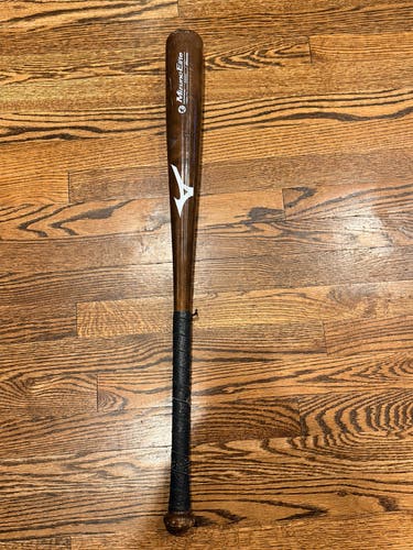 2019 Mizuno MZM110 Maple Bat 28 oz 31" (Used)