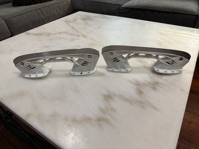 CCM Sb +4.0 holders with 280mm STEP steel runners(Used)