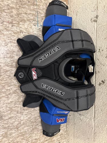 2023 Vaughn V10 Goalie Chest Protector (Used)