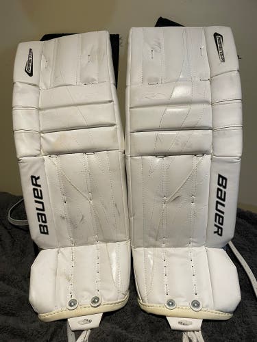 28" Bauer Reactor 2000 Goalie Leg Pads (Used)
