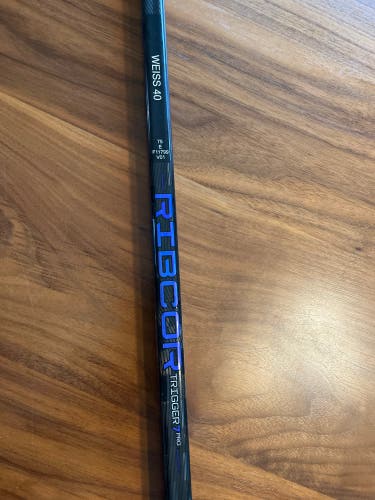 Pro Stock Senior CCM Ribcor Trigger 7 Pro Left Hand Hockey Stick P29 75 Flex (Used)