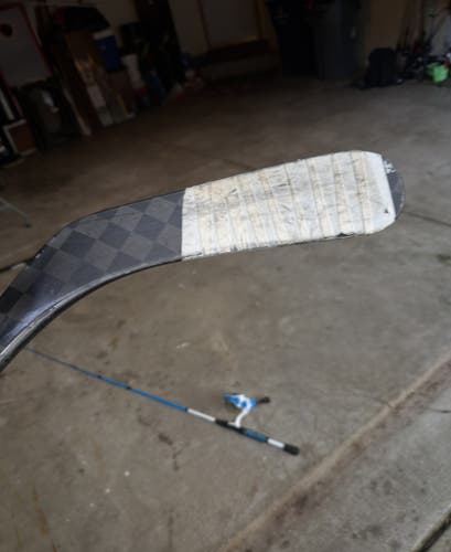 Senior Bauer Vapor Hyperlite Right Handed Hockey Stick P92 87 Flex (Used)