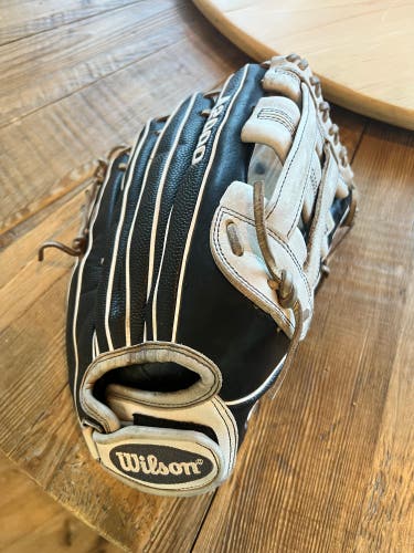Wilson A2000  Pro Stock RH FP1275 Fast Pitch Glove 12.75" (Used)