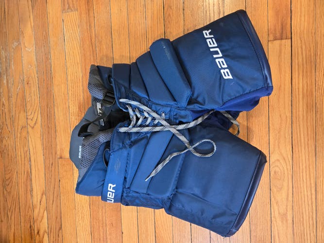 Intermediate Small Bauer Elite Hockey Goalie Pants (Used)