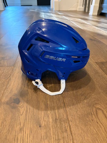 Large Bauer Re-Akt 150 Helmet Pro Stock (New)