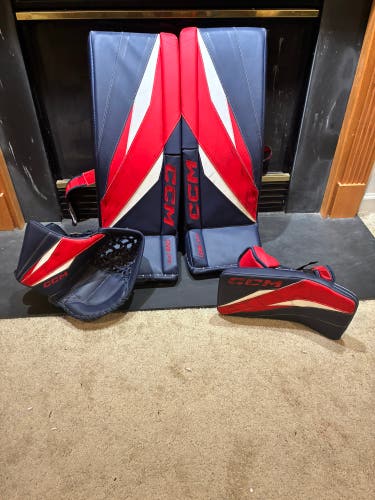 32" 2024 CCM Axis F9 Regular Goalie Full Set (Used)