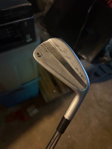 Men's 2023 TaylorMade P-790 RH Iron Set Dynamic Golf Stiff S300 flex  (-.75”) (Used)