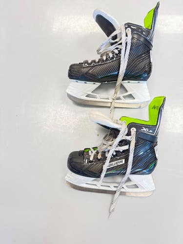 Used Bauer XLS Junior Hockey Skate Junior 02 11860-S000311263