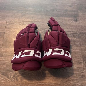 CCM D30 Gloves 14" (Used) MAROON COLOR