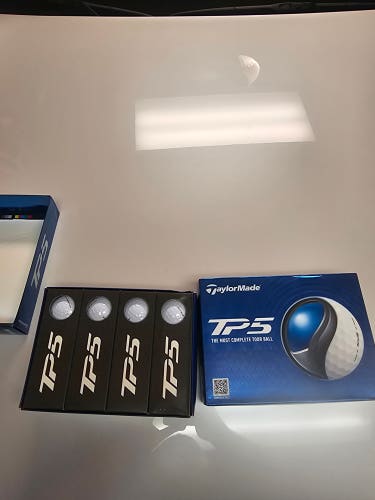 TaylorMade TP5 Balls 12 Pack (1 Dozen) (New)