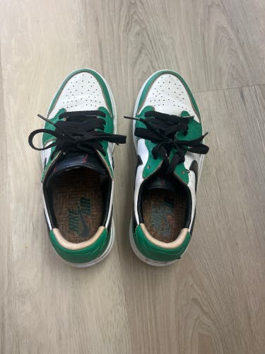 Green Unisex Size M 10.0 (W 11.0) Adult Nike Shoes (Used)
