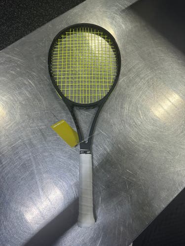 Adult Wilson Pro Staff Tennis Racquet (Used)