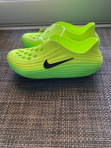 Nike ReactX Rejuven8 Size 9 men’s