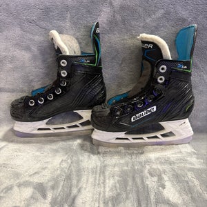 Youth Bauer XLP Hockey Skates Regular Width 11 (Used)