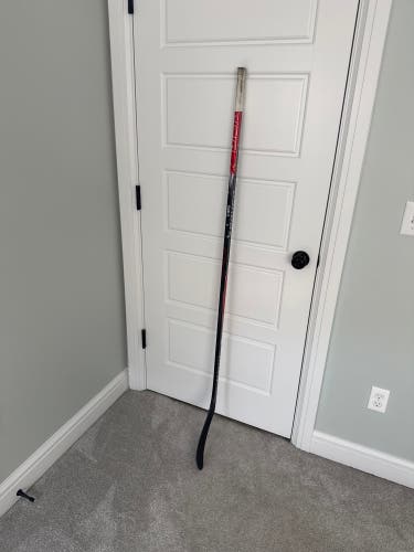 Senior Bauer Vapor Flylite Right Handed Hockey Stick P86 70 Flex Pro Stock (Used)