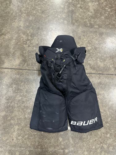 Black Intermediate Medium Bauer X-W Hockey Pants (Used)