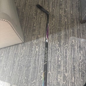 Senior Bauer Vapor Flylite Left Hand Hockey Stick P88 65 Flex (New)