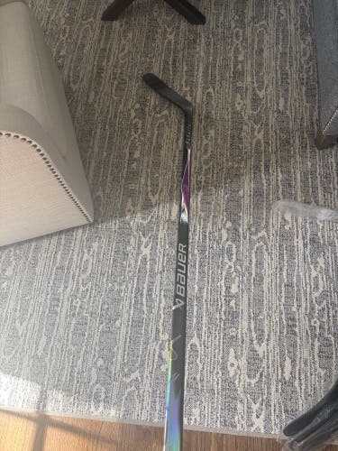 Senior Bauer Vapor Flylite Left Hand Hockey Stick P88 65 Flex (New)