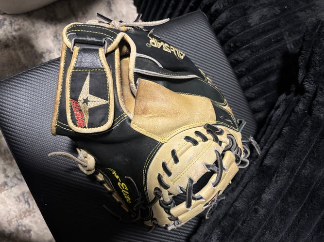 All Star CM3000SBT RH Catcher's Baseball Glove 33" (Used)
