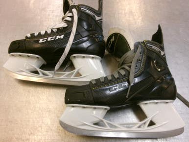 Used CCM SUPER TACKS 9350 Senior Hockey Skate Senior 9 11339-S000203781