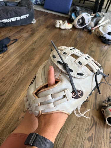 Rawlings Heart of The Hide Catcher's Softball Glove 33" (Used)