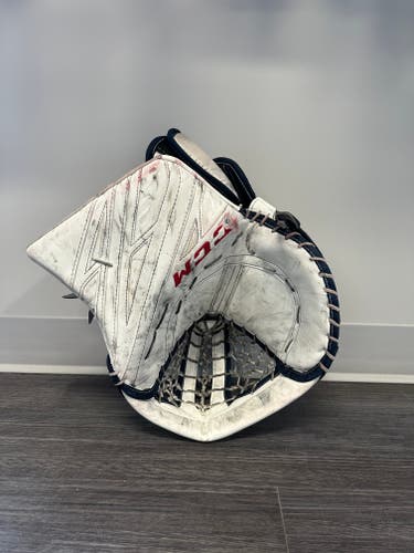CCM EFlex 4 Full Right (Used)