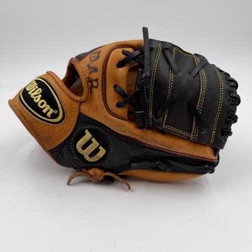 Wilson A2000 X2 11” Infield Baseball Glove