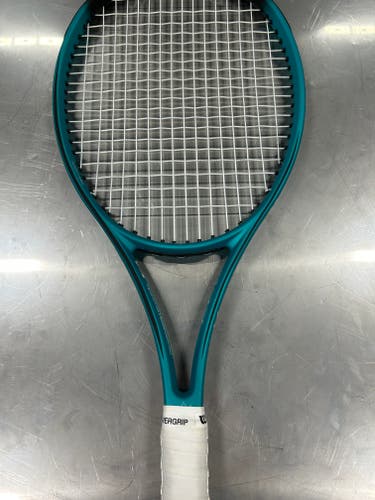 Adult Diadem Elevate 3Series Tennis Racquet (Used)