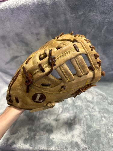 Brown Louisville Slugger TPX RH First Base Baseball Glove 11" (Used)