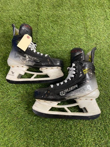 Bauer Vapor Hyperlite 2 Hockey Skates | Senior Size 7.5 (Fit 1)