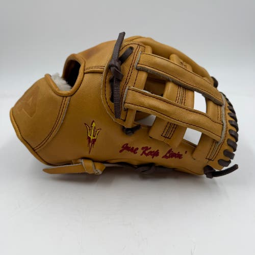 44 Pro Signature Series 11.75 Infield Baseball Glove