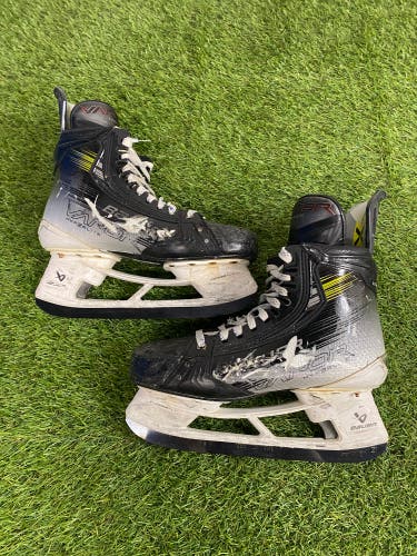 Bauer Vapor Hyperlite 2 Hockey Skates | Senior Size 9 (Fit 3)