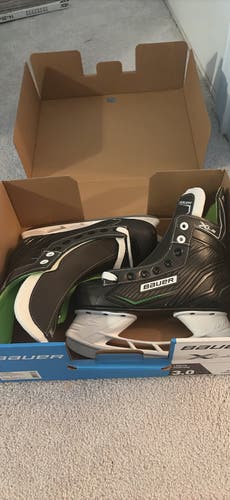 Bauer XLS Hockey Skates Regular Width Size 3 (New)