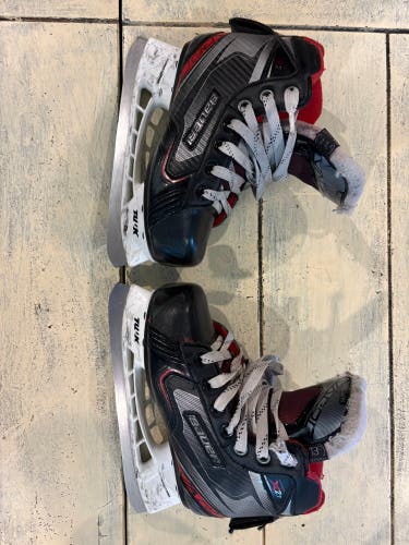 2019 Bauer Vapor X2.7 Hockey Goalie Skates Regular Width 13.5 (Used)