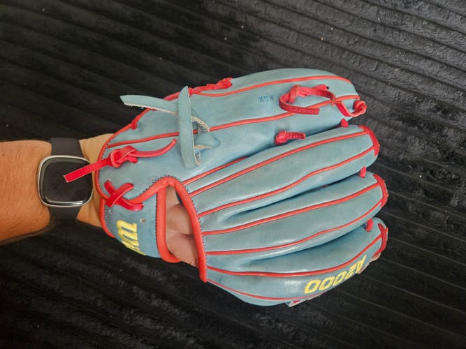 Wilson A2000 1786 11.5" Infield Glove (Used)