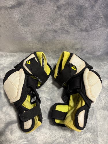 Intermediate Medium Warrior Alpha LX Pro Elbow Pads (Used)