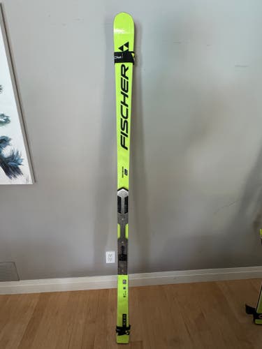 Men's 2025 Fischer 193 cm Racing RC4 GS Skis MODEL: 495 50T