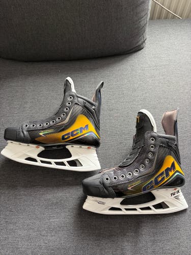 Black/Yellow CCM JetSpeed FT8 Pro Hockey Skates Regular Width Pro Stock 7.5 (New)