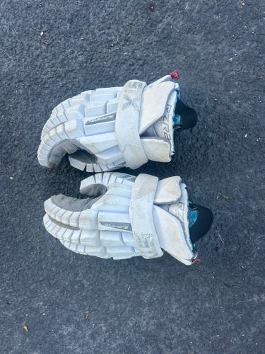 STX Surgeon RZR2 Lacrosse Gloves (Used)