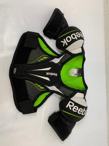 Used Reebok 12k Sm Ice Hockey Shoulder Pads 11339-s000142898