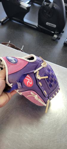 Used Rawlings 10 BB/SB Glove RH Throw Pink 10" 11497-C000159167